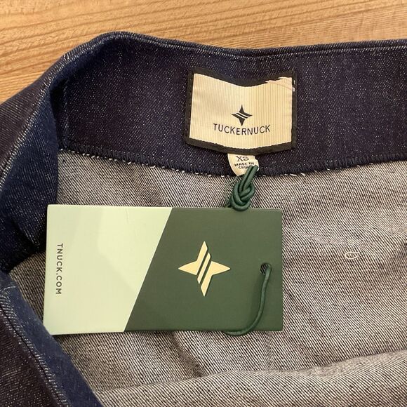 Tuckernuck Navy Denim Taryn Mini Skirt XS Straight Silhouette Preppy Coastal NEW - Picture 4 of 10